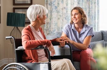 «Red de Atención Integral y Bienestar para Adultos Mayores»